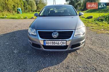 Седан Volkswagen Passat 2008 в Києві
