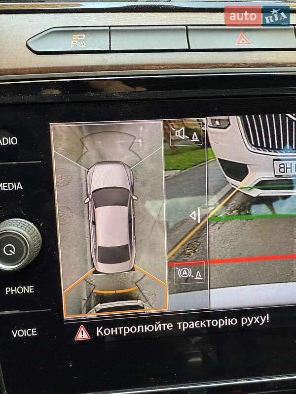 Седан Volkswagen Passat 2017 в Киеве