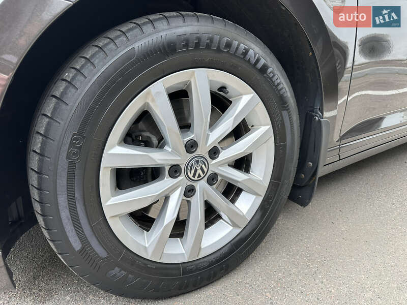 Седан Volkswagen Passat 2018 в Полтаве фото 26 Седан Volkswagen Passat 2018 в Полтаве