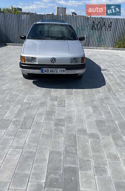 Седан Volkswagen Passat 1989 в Вінниці