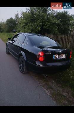 Седан Volkswagen Passat 2001 в Львове