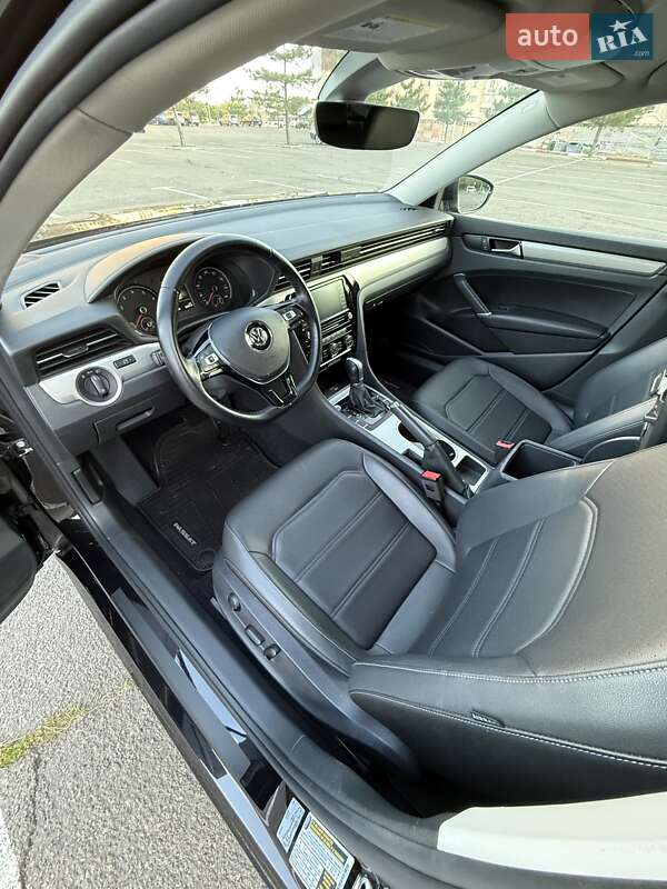 Седан Volkswagen Passat 2020 в Николаеве фото 27 Седан Volkswagen Passat 2020 в Николаеве