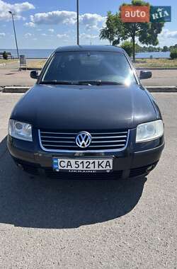 Седан Volkswagen Passat 2002 в Черкассах