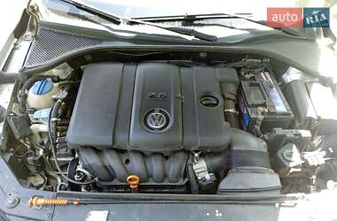Седан Volkswagen Passat 2011 в 
