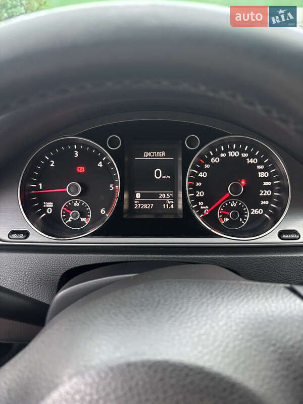 Універсал Volkswagen Passat 2013 в Івано-Франківську