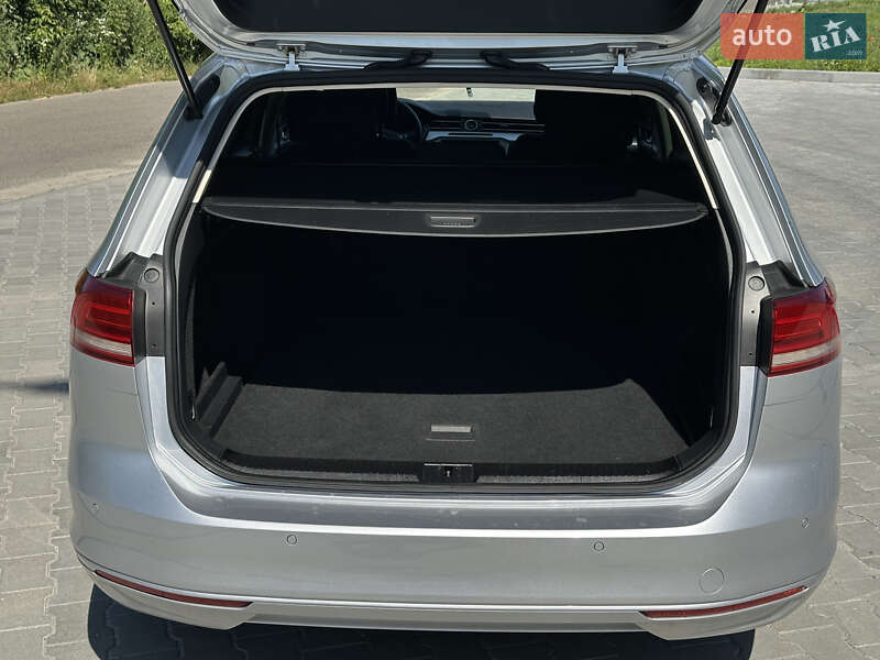 Универсал Volkswagen Passat 2018 в Дубно фото 45 Универсал Volkswagen Passat 2018 в Дубно