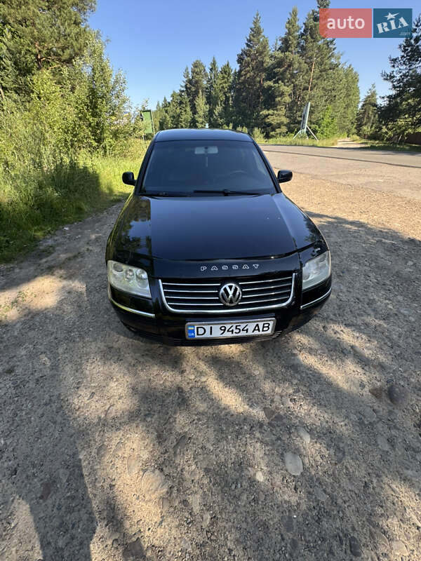 Седан Volkswagen Passat 2003 в Ивано-Франковске