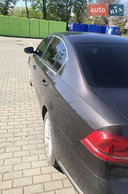 Седан Volkswagen Passat 2010 в Коломые