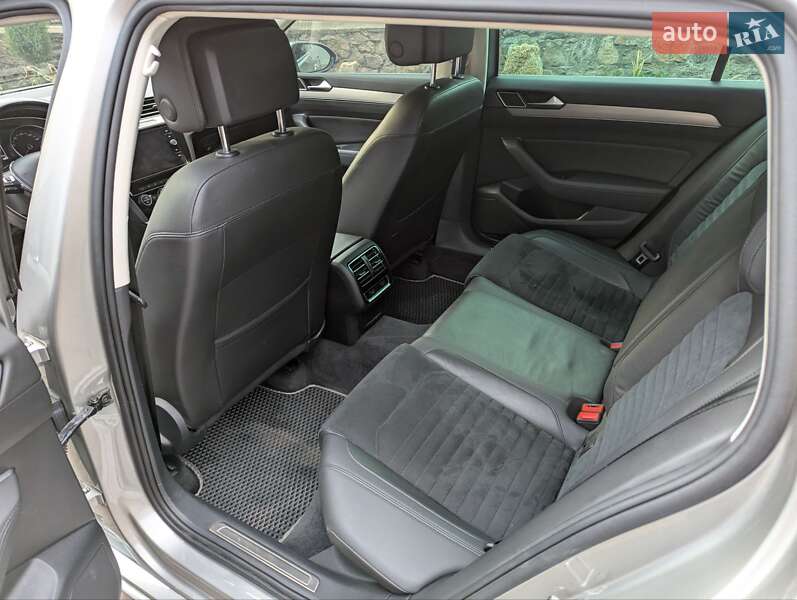 Универсал Volkswagen Passat 2017 в Вознесенске фото 13 Универсал Volkswagen Passat 2017 в Вознесенске