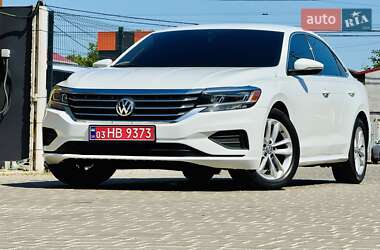 Седан Volkswagen Passat 2020 в Одессе