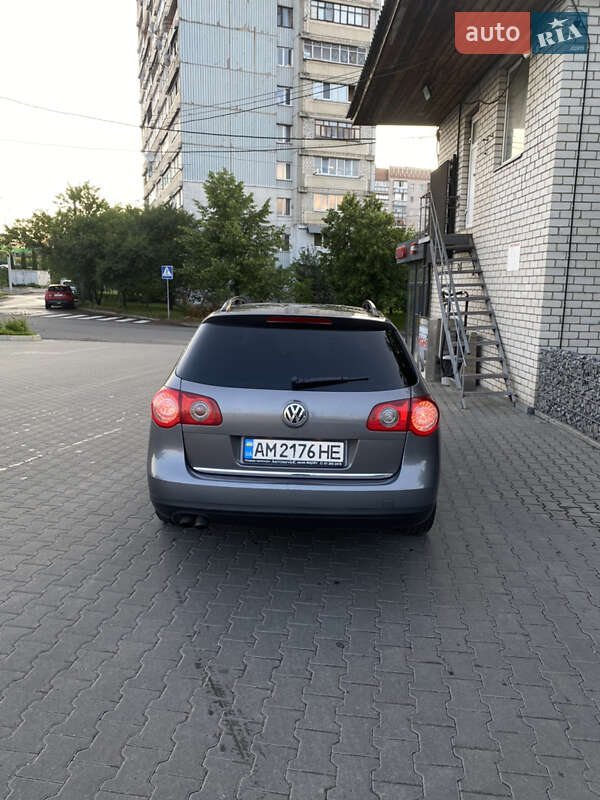 Универсал Volkswagen Passat 2006 в Житомире