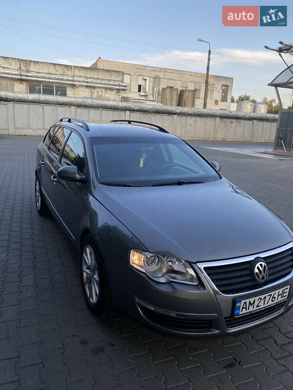 Универсал Volkswagen Passat 2006 в Житомире