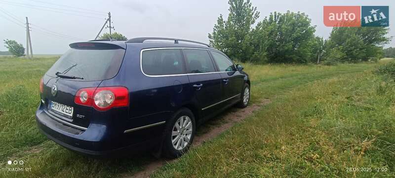 Универсал Volkswagen Passat 2010 в Недригайлове