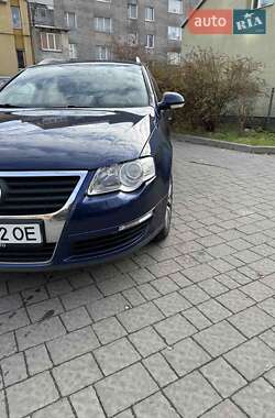 Універсал Volkswagen Passat 2009 в Львові