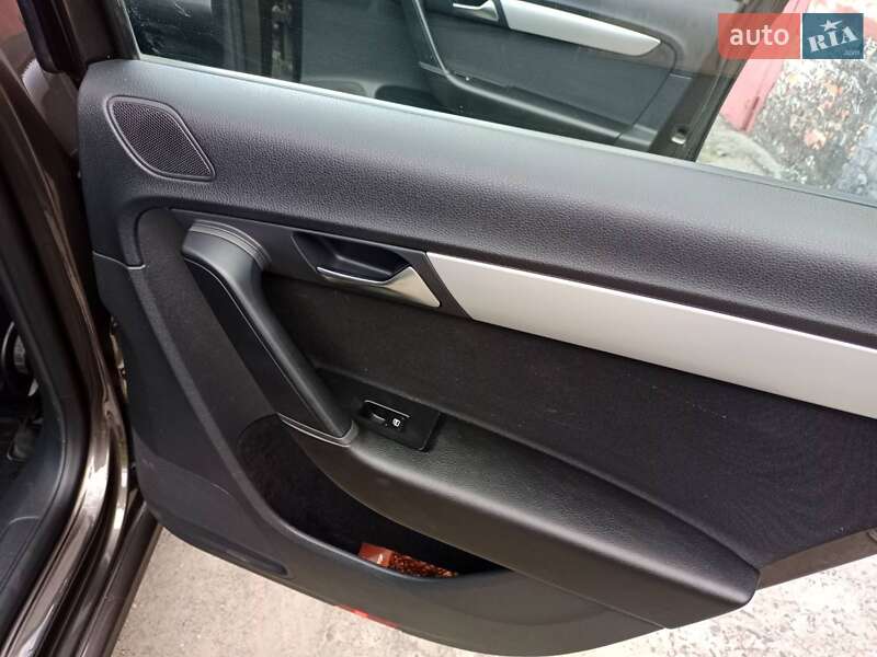 Універсал Volkswagen Passat 2012 в Білій Церкві