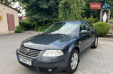 Седан Volkswagen Passat 2002 в Львові