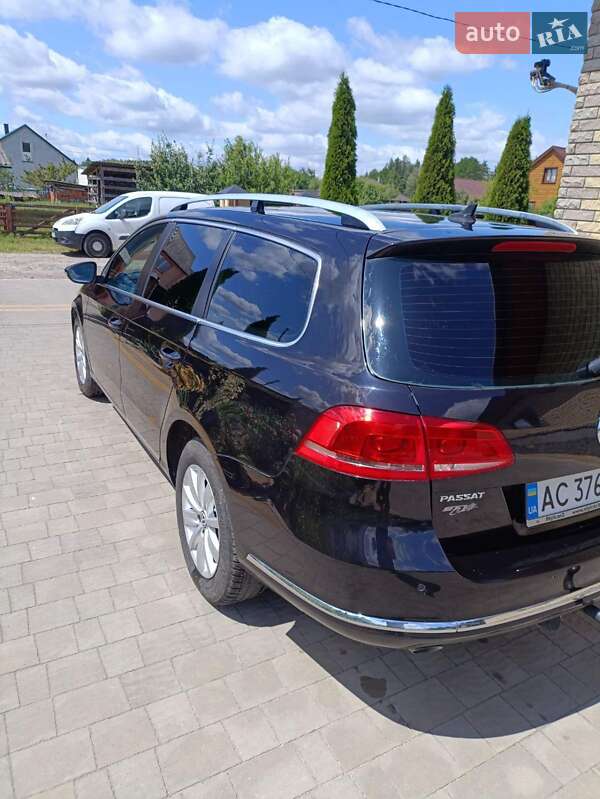 Универсал Volkswagen Passat 2010 в Старой Выжевке