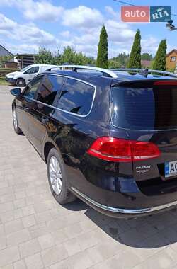 Універсал Volkswagen Passat 2010 в 