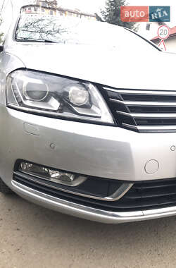 Універсал Volkswagen Passat 2014 в  фото 25 Універсал Volkswagen Passat 2014 в