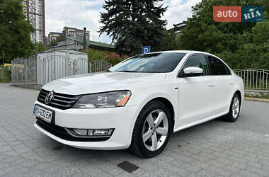 Седан Volkswagen Passat 2015 в Тернополе