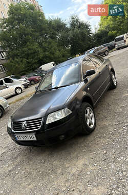 Седан Volkswagen Passat 2001 в Чернівцях