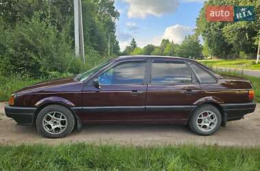 Седан Volkswagen Passat 1990 в Хорошеве