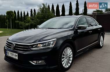 Седан Volkswagen Passat 2015 в Коломые