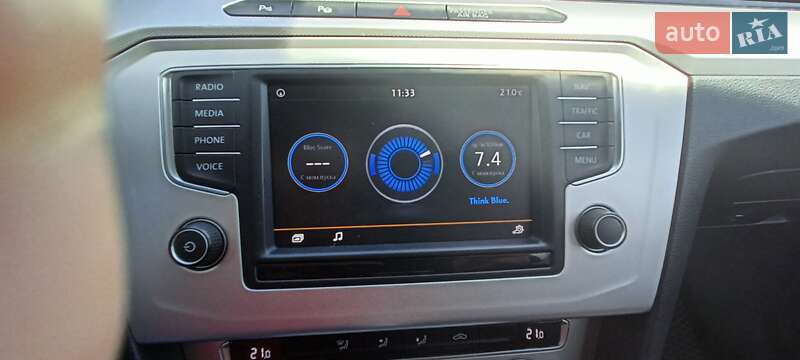 Універсал Volkswagen Passat 2015 в Львові