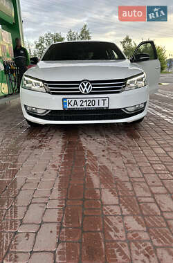 Седан Volkswagen Passat 2014 в 