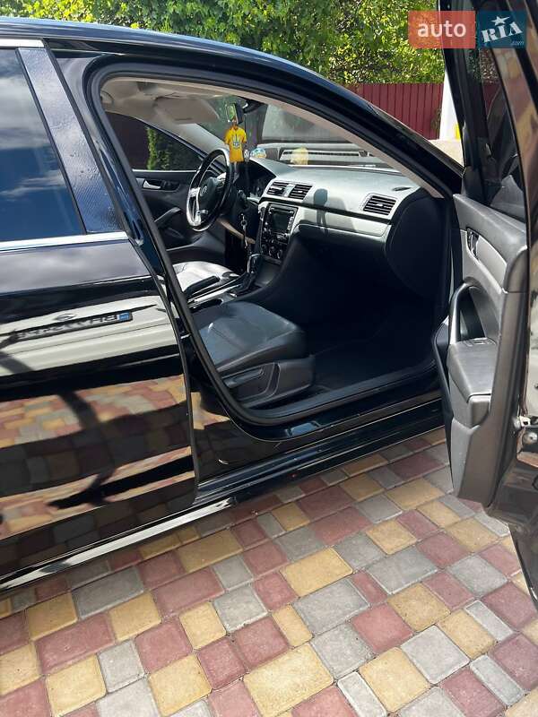 Седан Volkswagen Passat 2013 в Великодолинському