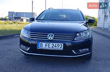 Універсал Volkswagen Passat 2011 в Виноградові