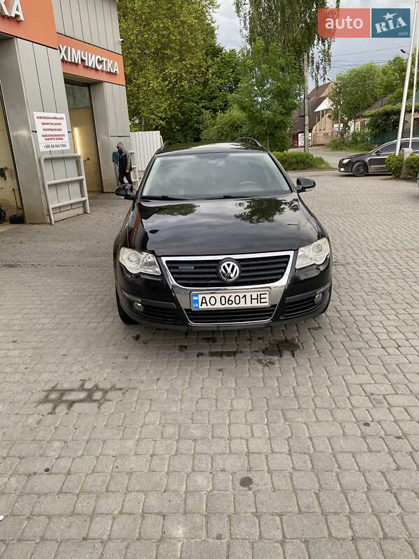 Универсал Volkswagen Passat 2009 в Ужгороде