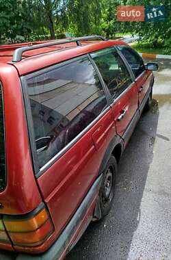 Универсал Volkswagen Passat 1989 в 