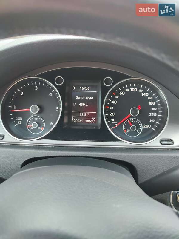 Универсал Volkswagen Passat 2014 в Тернополе