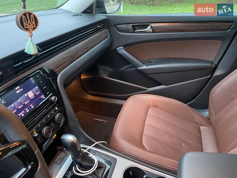 Седан Volkswagen Passat 2021 в Рівному фото 2 Седан Volkswagen Passat 2021 в Рівному