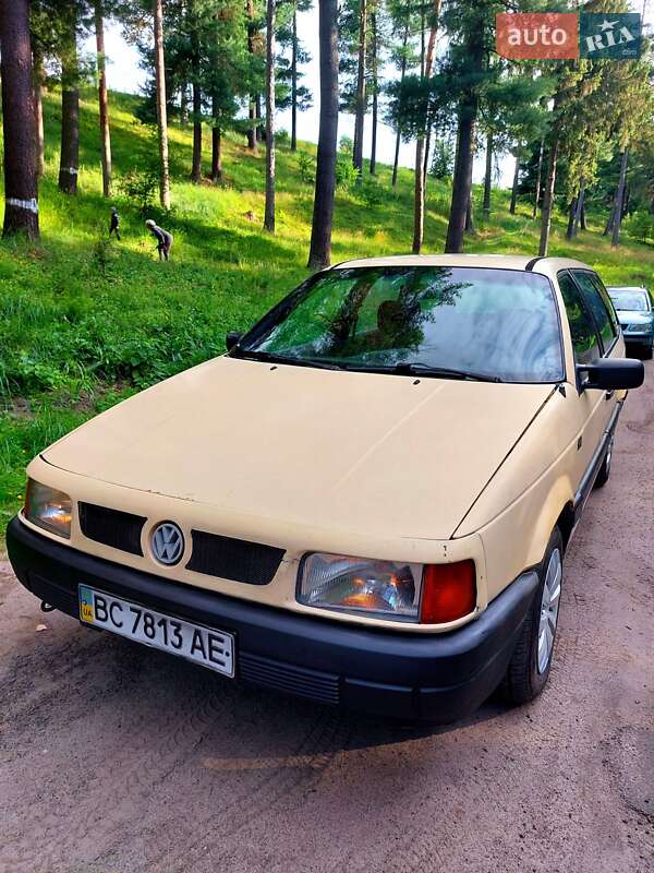 Volkswagen Passat 1990
