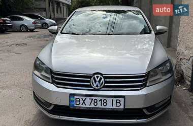Седан Volkswagen Passat 2011 в Житомирі