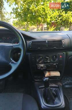 Универсал Volkswagen Passat 1999 в Ильинцах