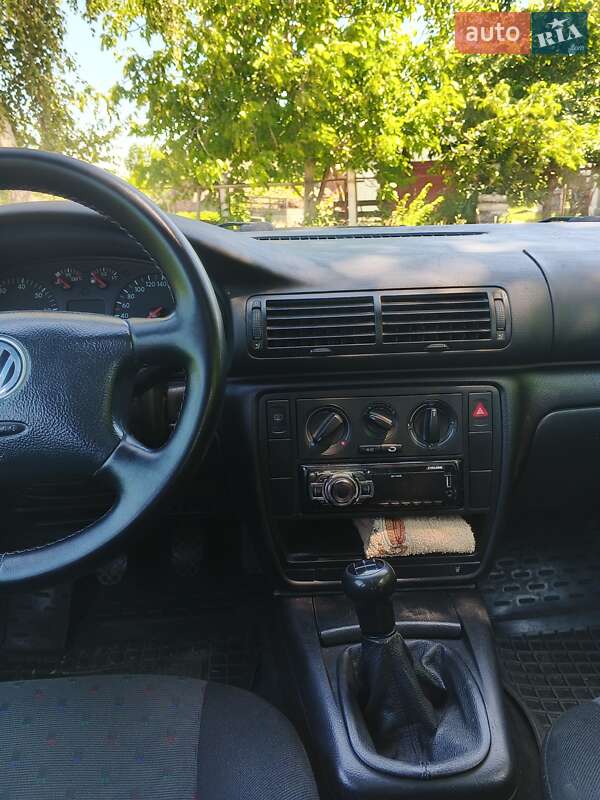 Volkswagen Passat 1999