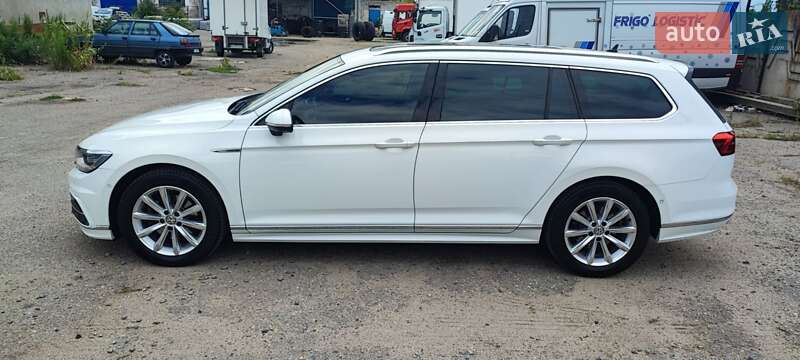 Универсал Volkswagen Passat 2015 в Днепре