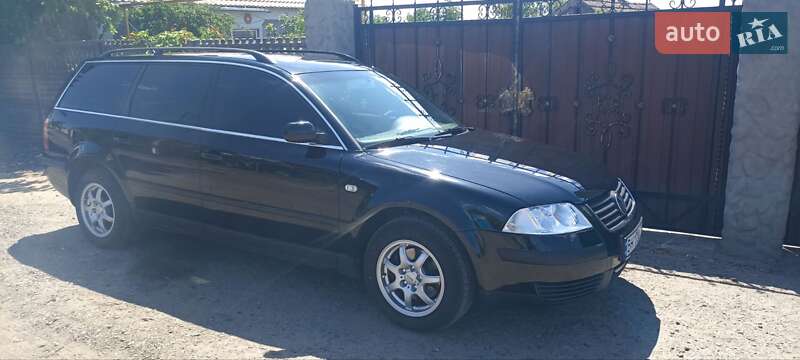 Универсал Volkswagen Passat 2001 в Одессе