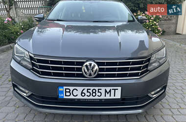 Седан Volkswagen Passat 2016 в Львові