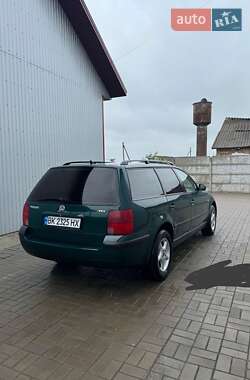 Універсал Volkswagen Passat 1999 в Камені-Каширському