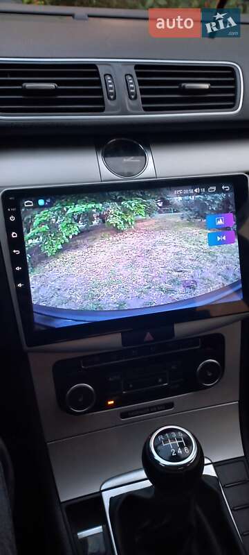 Седан Volkswagen Passat 2011 в Києві