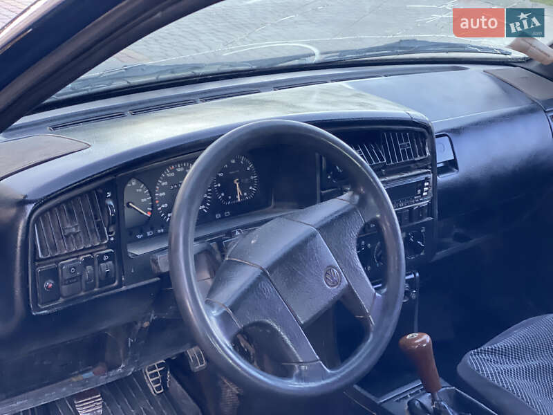 Седан Volkswagen Passat 1989 в Дунаївцях