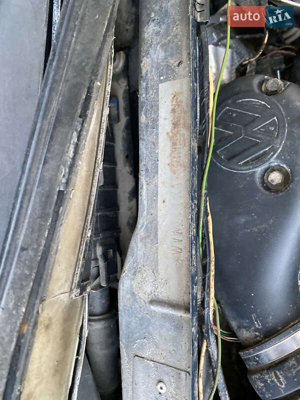 Седан Volkswagen Passat 1989 в Дунаївцях