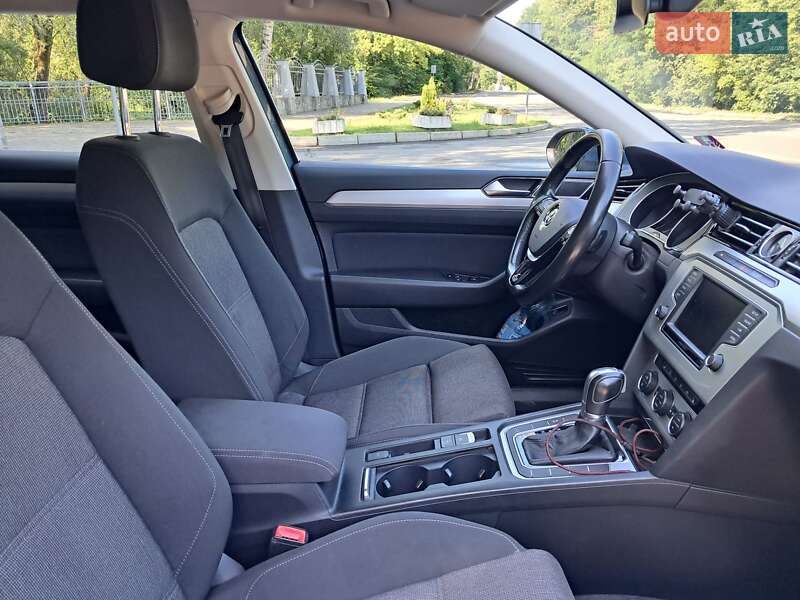 Универсал Volkswagen Passat 2017 в Полтаве фото 17 Универсал Volkswagen Passat 2017 в Полтаве