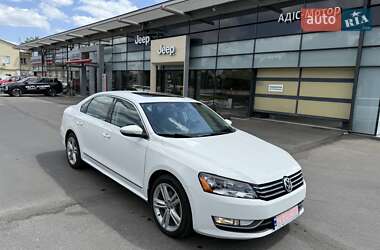 Седан Volkswagen Passat 2012 в Одессе