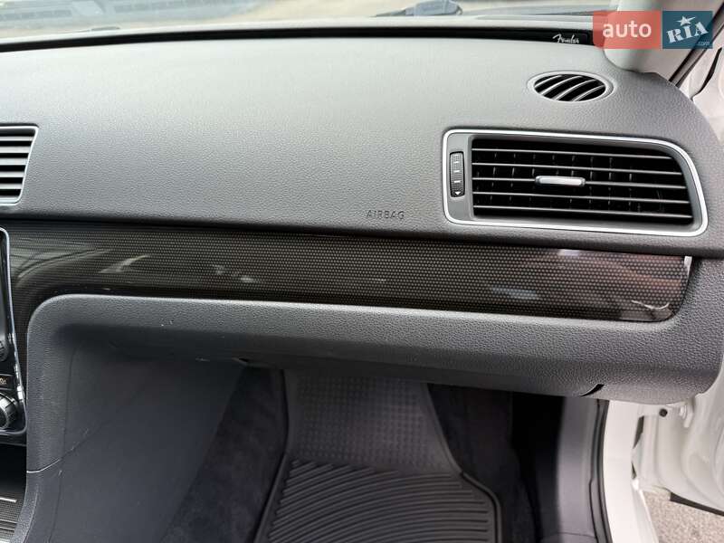 Седан Volkswagen Passat 2012 в Одессе