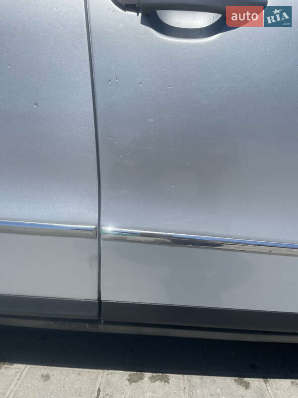 Универсал Volkswagen Passat 2006 в Львове